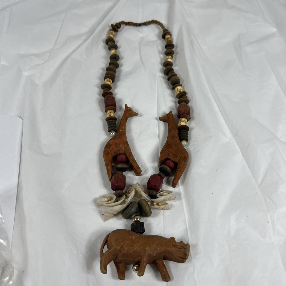 Vintage Hand Carved Wooden African Wildlife Animal Beaded Necklace
